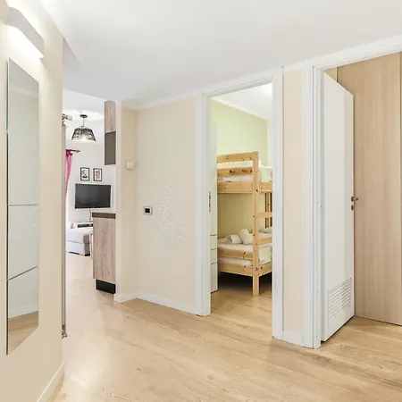 Hostdomus - La Chapelle