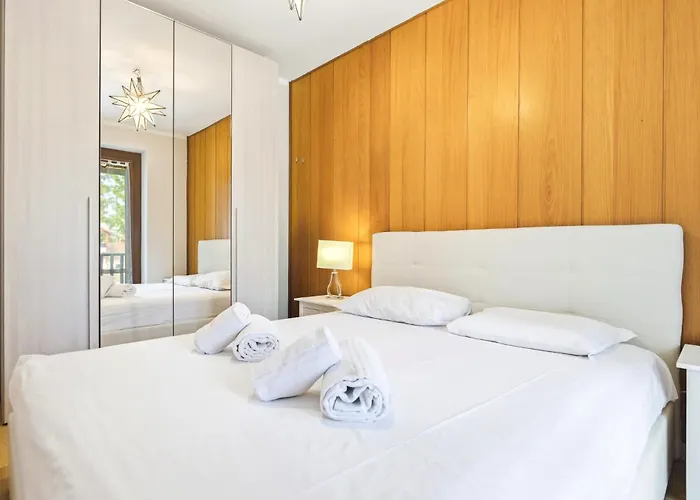 Hostdomus - La Chapelle Apartment Sauze D'Oulx